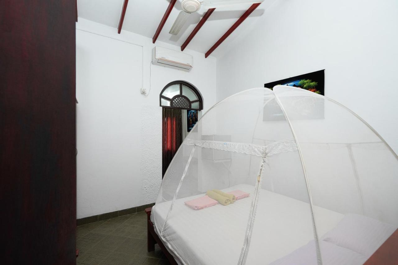 Lilly Palace Villa Guest House Negombo Luaran gambar